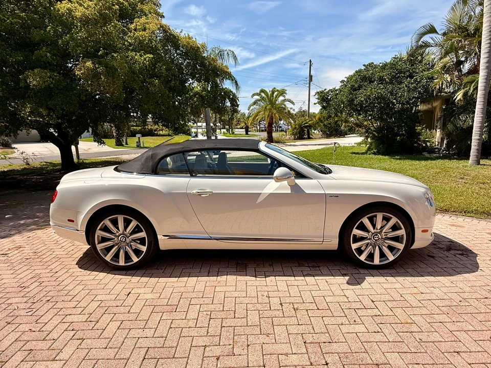 2013 Bentley Continental GTC - Image 25 of 31