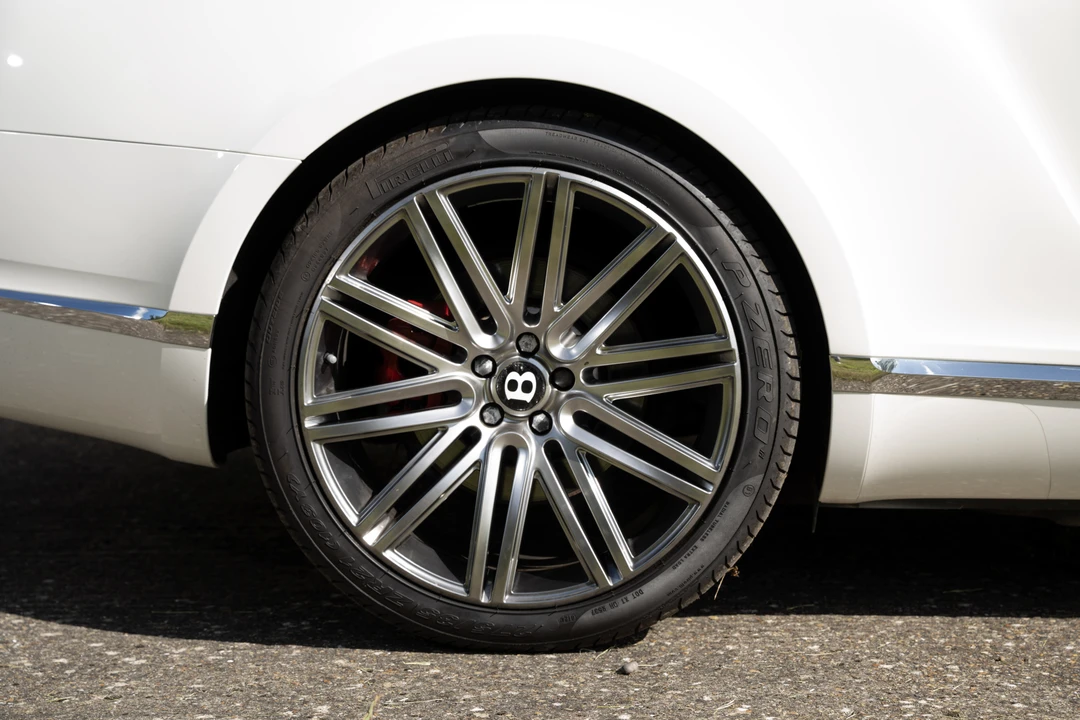 2013 Bentley Continental GT Speed 2nd Gen - Image 24 of 31
