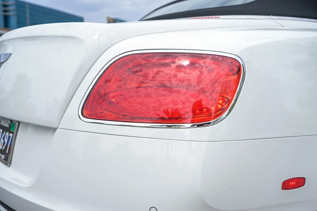 2013 Bentley Continental GTC - Image 25 of 31