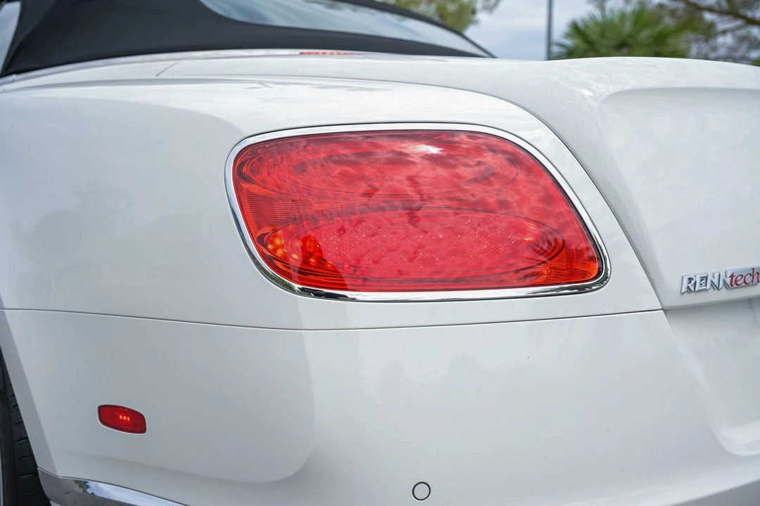 2013 Bentley Continental GTC - Image 24 of 31