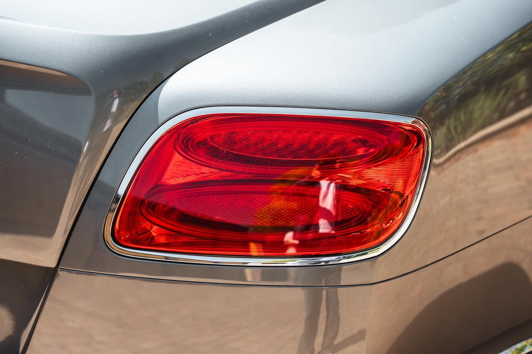 2013 Bentley Continental GTC - Image 29 of 31