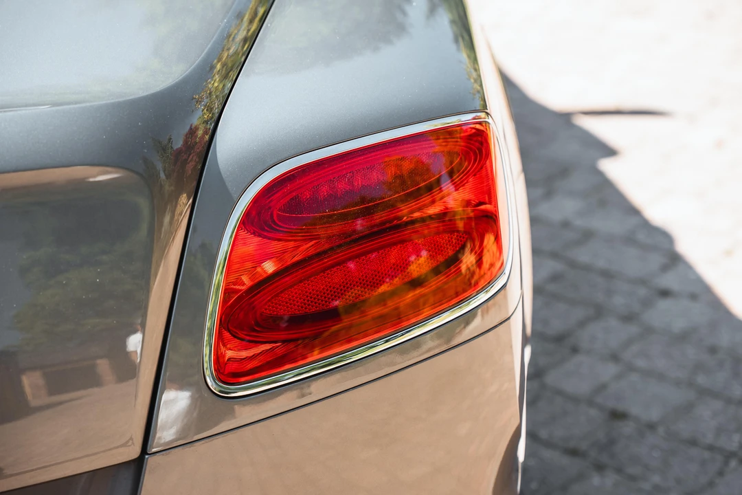 2013 Bentley Continental GTC - Image 30 of 31