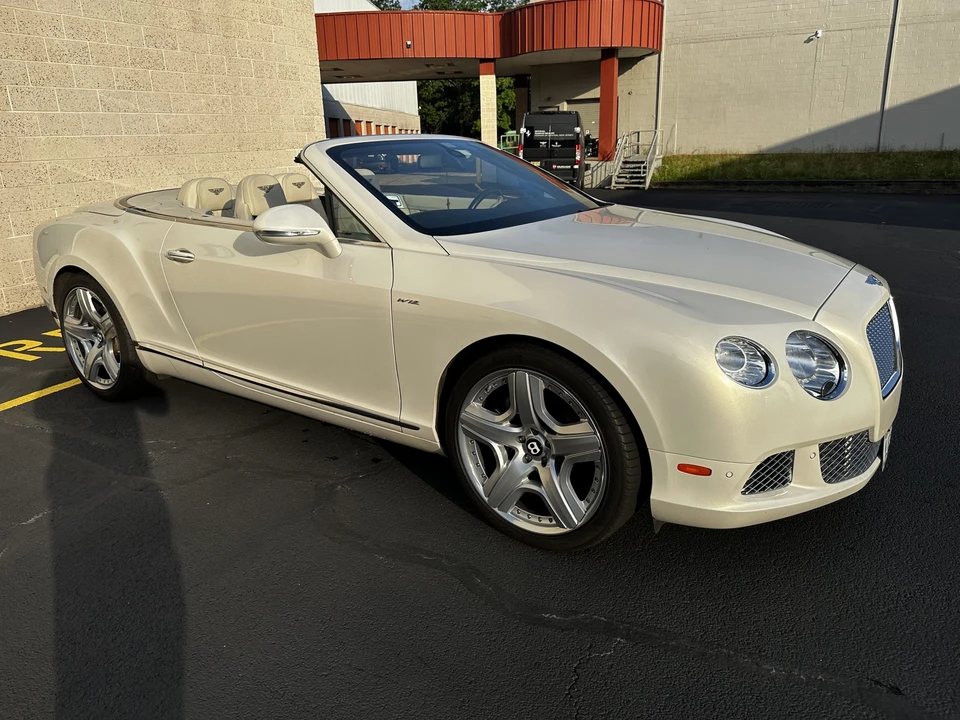 2013 Bentley Continental GTC - Image 9 of 31