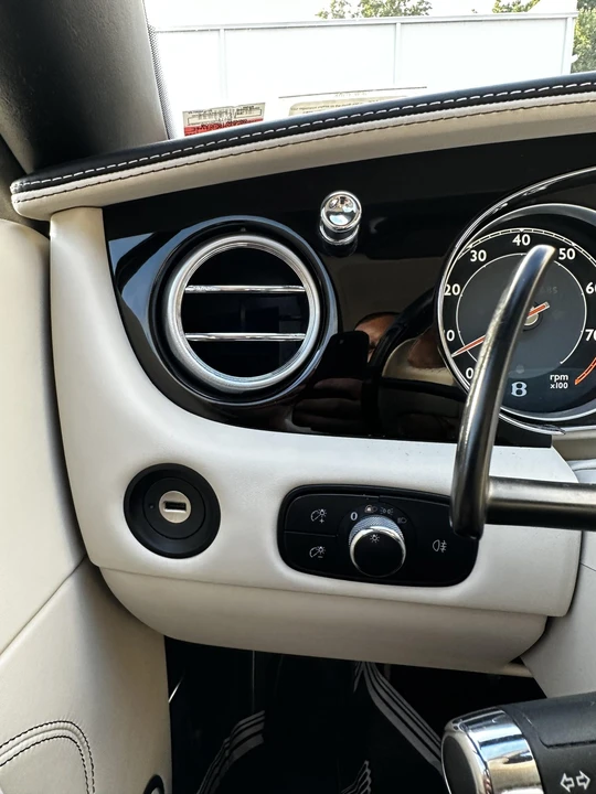 2013 Bentley Continental GTC - Image 27 of 31