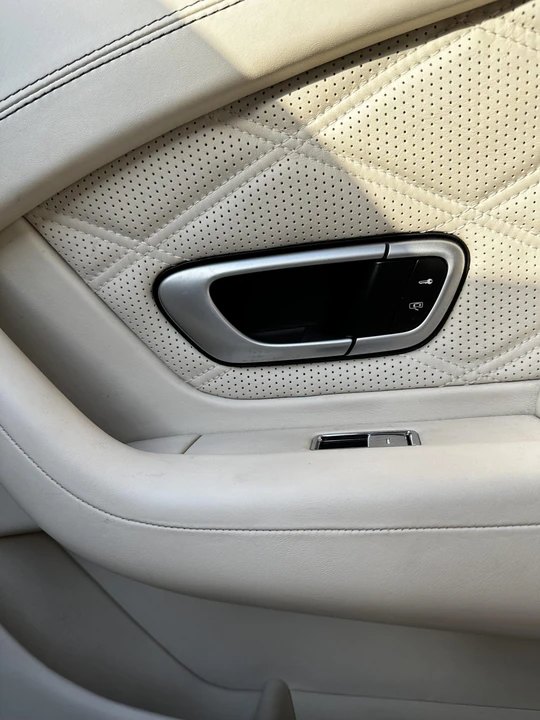 2013 Bentley Continental GTC - Image 25 of 31