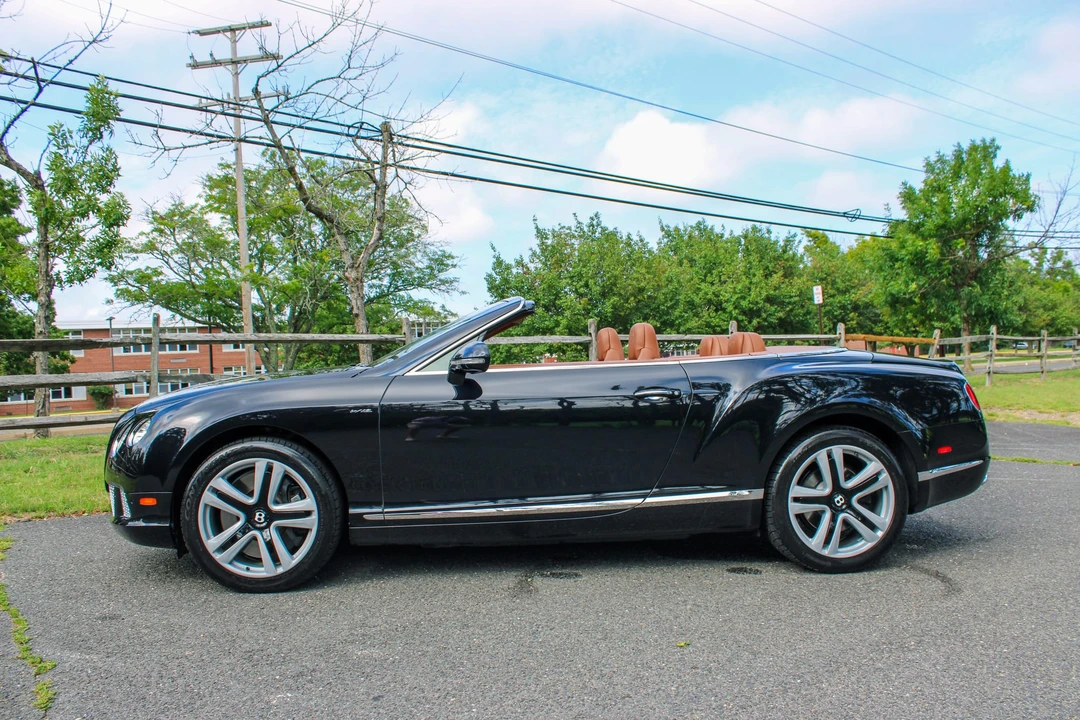 2013 Bentley Continental GTC - Image 21 of 31