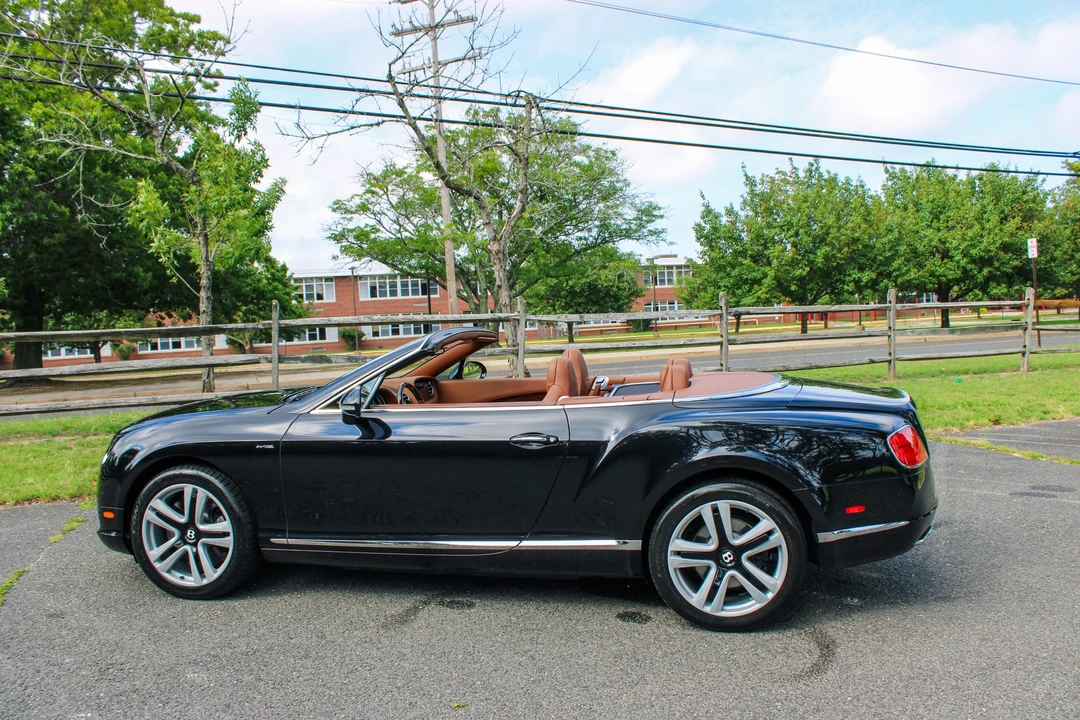 2013 Bentley Continental GTC - Image 23 of 31