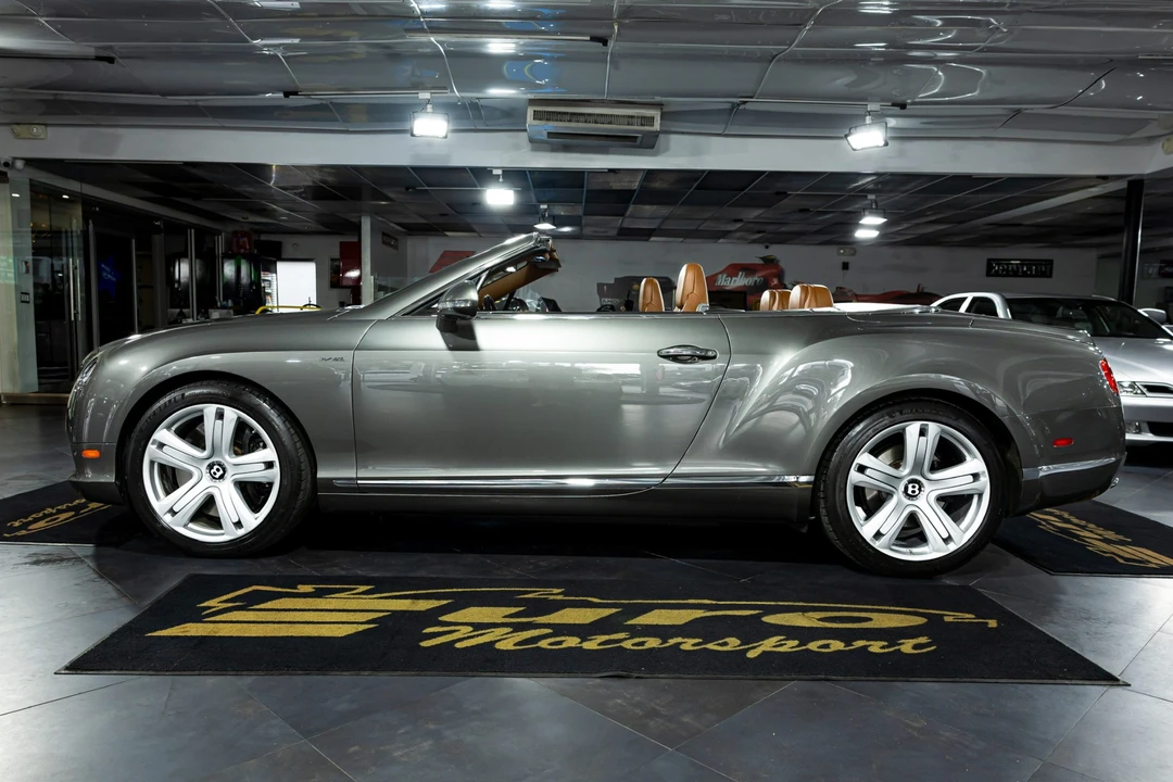 2013 Bentley Continental GTC - Image 25 of 31