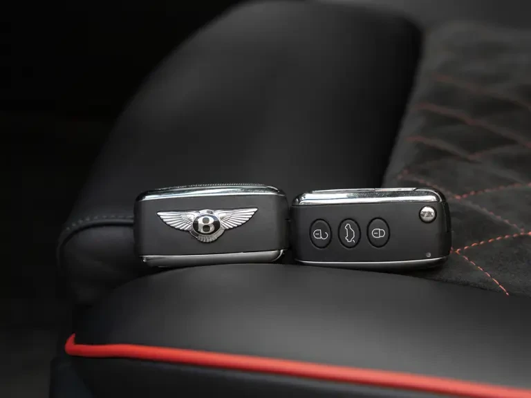2013 Bentley Continental GTC - Image 30 of 31