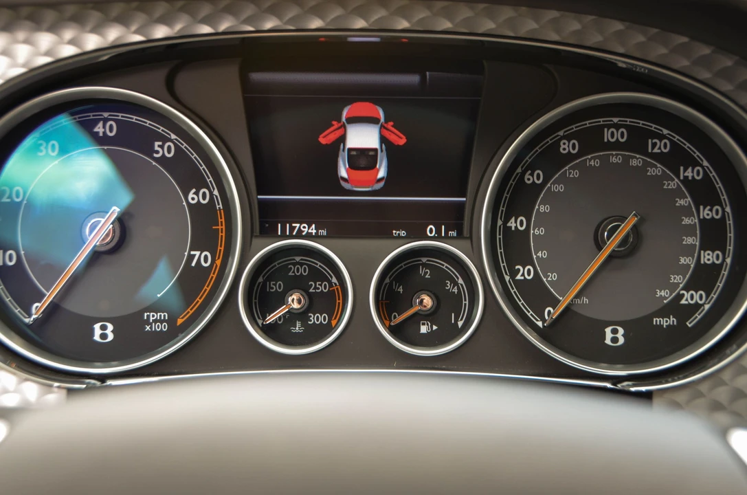 2013 Bentley Continental GT V8 2nd Gen - Image 6 of 14