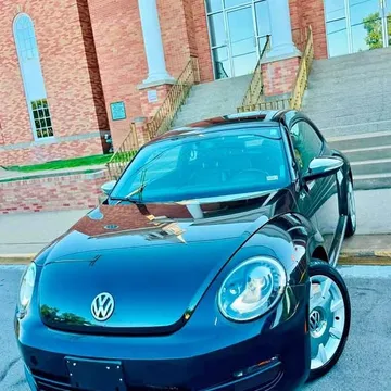 2013 Volkswagen Beetle Fender Edition