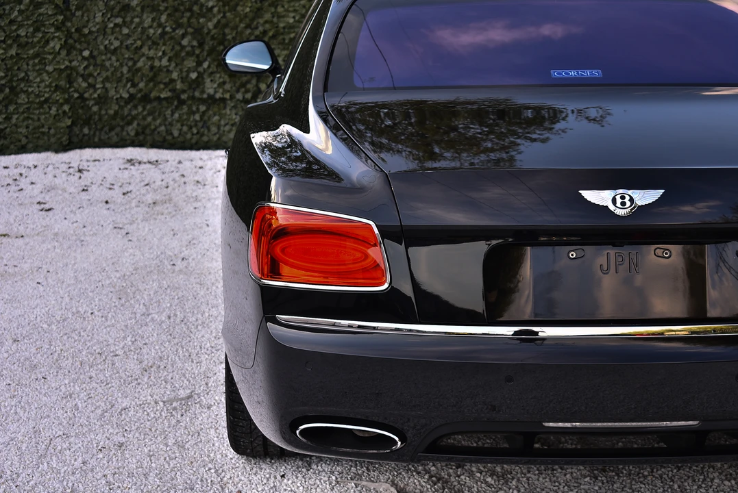 2013 Bentley Continental Flying Spur - Image 18 of 31