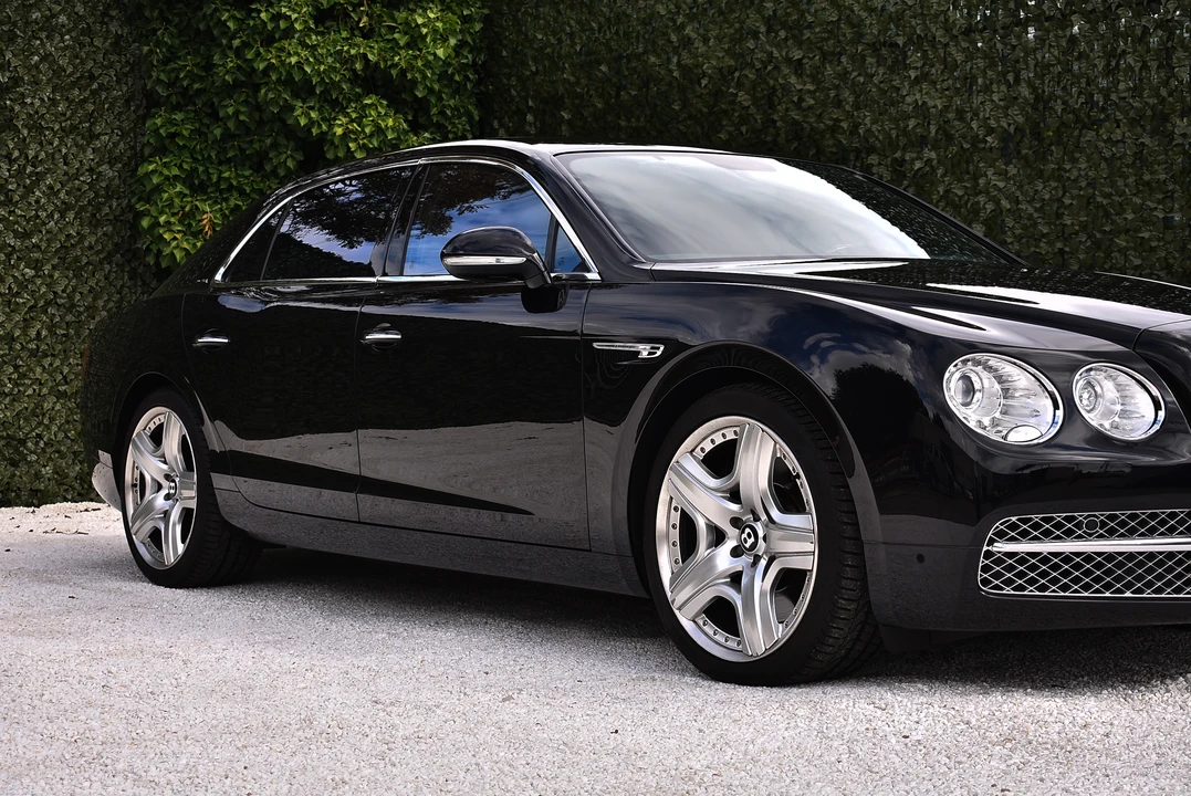 2013 Bentley Continental Flying Spur - Image 12 of 31