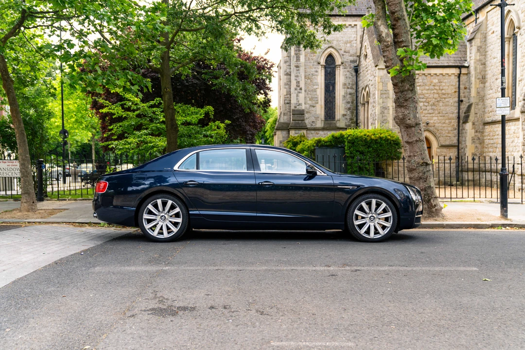 2013 Bentley Continental Flying Spur - Image 8 of 31