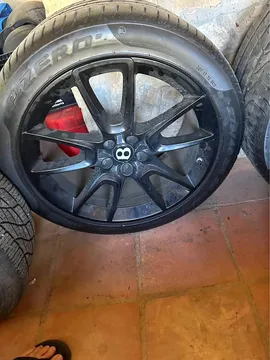 Parts & Memorabilia 2013 Bentley GTC Wheels and Tires