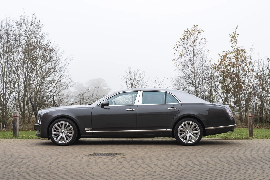 2013 Bentley Mulsanne 2nd Gen - Image 5 of 31