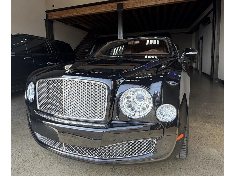 2013 Bentley Mulsanne 2nd Gen - Image 2 of 18