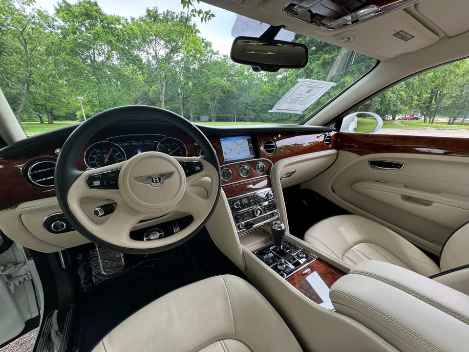 2013 Bentley Mulsanne 2nd Gen - Image 10 of 21
