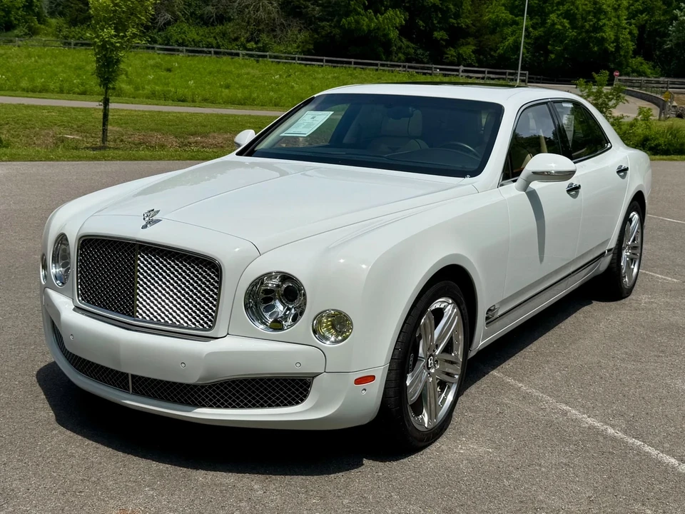 2013 Bentley Mulsanne 2nd Gen - Image 2 of 12