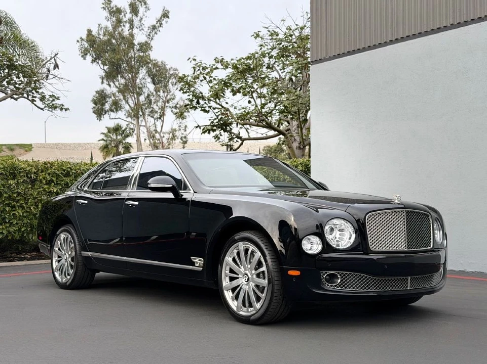 2013 Bentley Mulsanne 2nd Gen - Image 2 of 31
