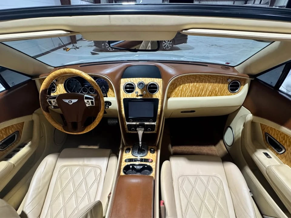 2013 Bentley Continental GT V8 2nd Gen - Image 13 of 19