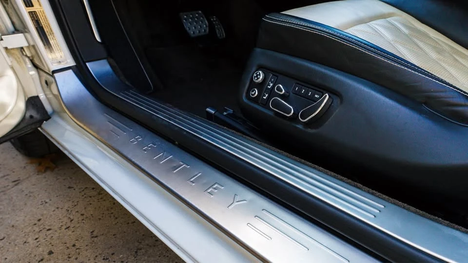 2013 Bentley Continental GTC - Image 8 of 18