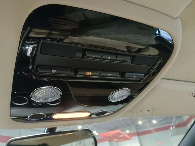 2013 Bentley Continental GT V8 2nd Gen - Image 16 of 20