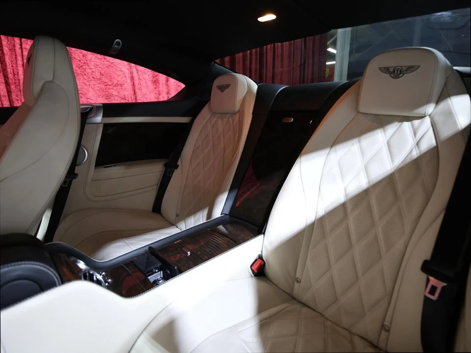 2013 Bentley Continental GT V8 2nd Gen - Image 12 of 18