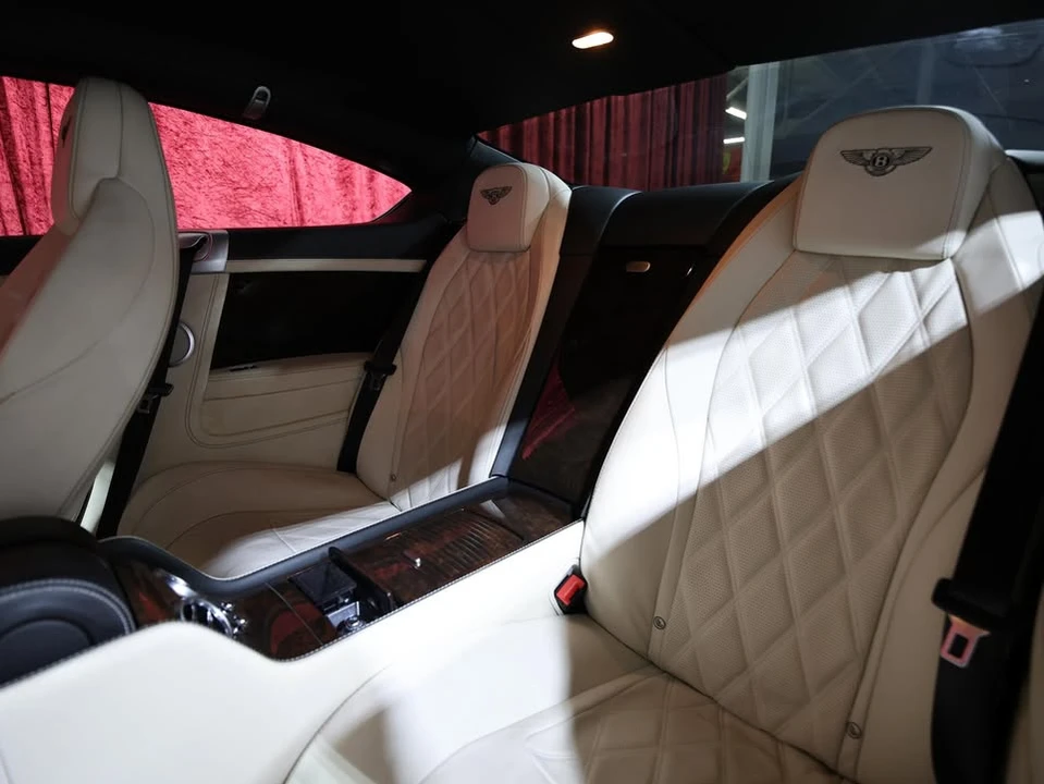 2013 Bentley Continental GT V8 2nd Gen - Image 12 of 18