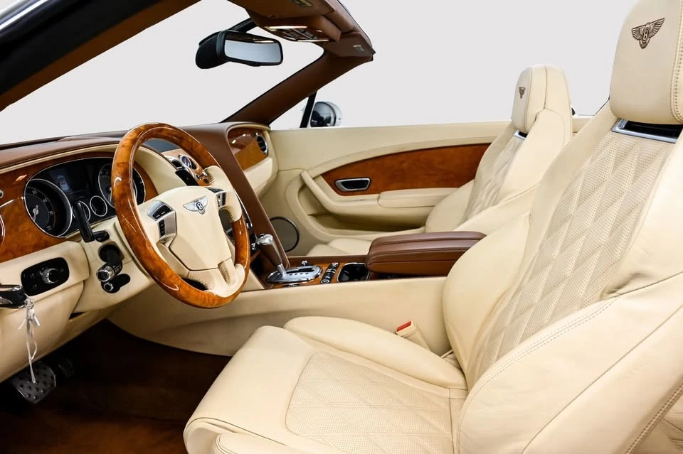 2013 Bentley Continental GTC - Image 2 of 20