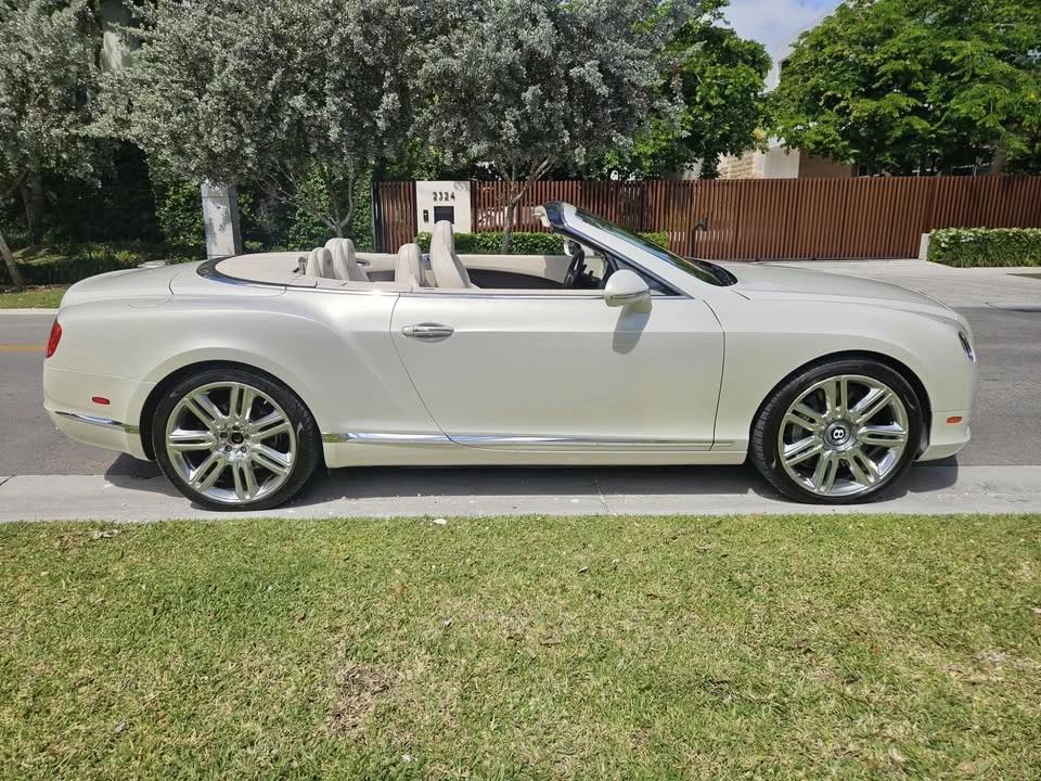 2013 Bentley Continental GTC - Image 2 of 19