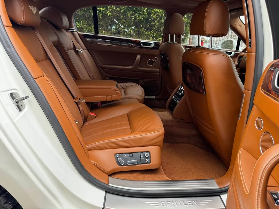 2013 Bentley Continental Flying Spur - Image 16 of 17