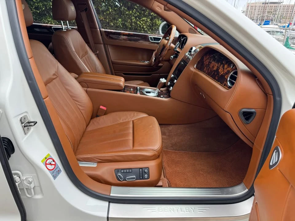 2013 Bentley Continental Flying Spur - Image 16 of 19
