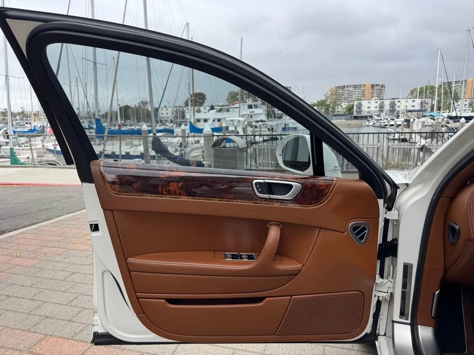 2013 Bentley Continental Flying Spur - Image 8 of 19