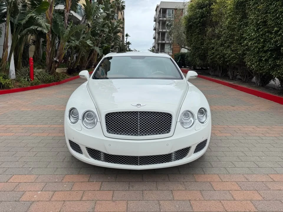 2013 Bentley Continental Flying Spur - Image 2 of 19