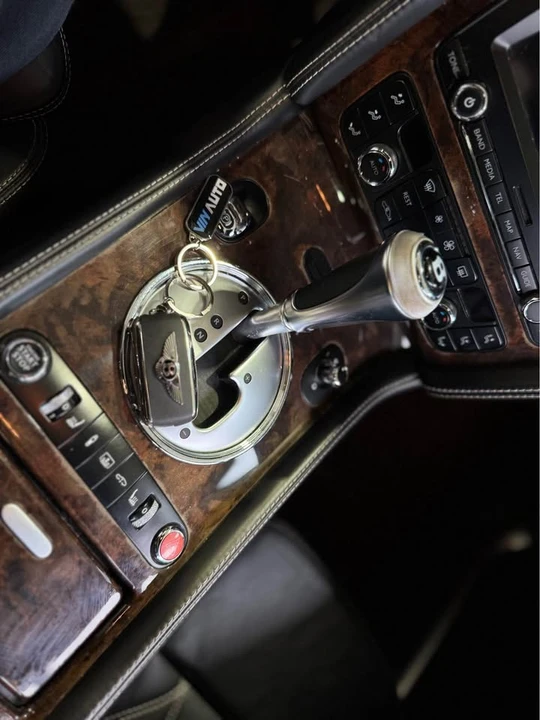 2013 Bentley Continental - Image 11 of 16