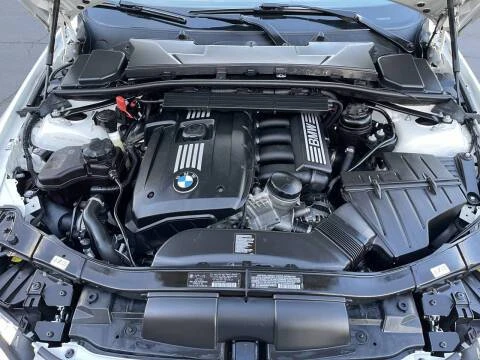 2013 BMW E93 3 Series Convertible - Image 19 of 20