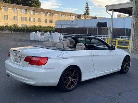 2013 BMW E93 3 Series Convertible - Image 4 of 20