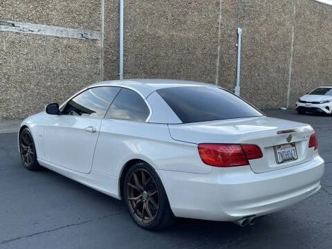 2013 BMW E93 3 Series Convertible - Image 12 of 20