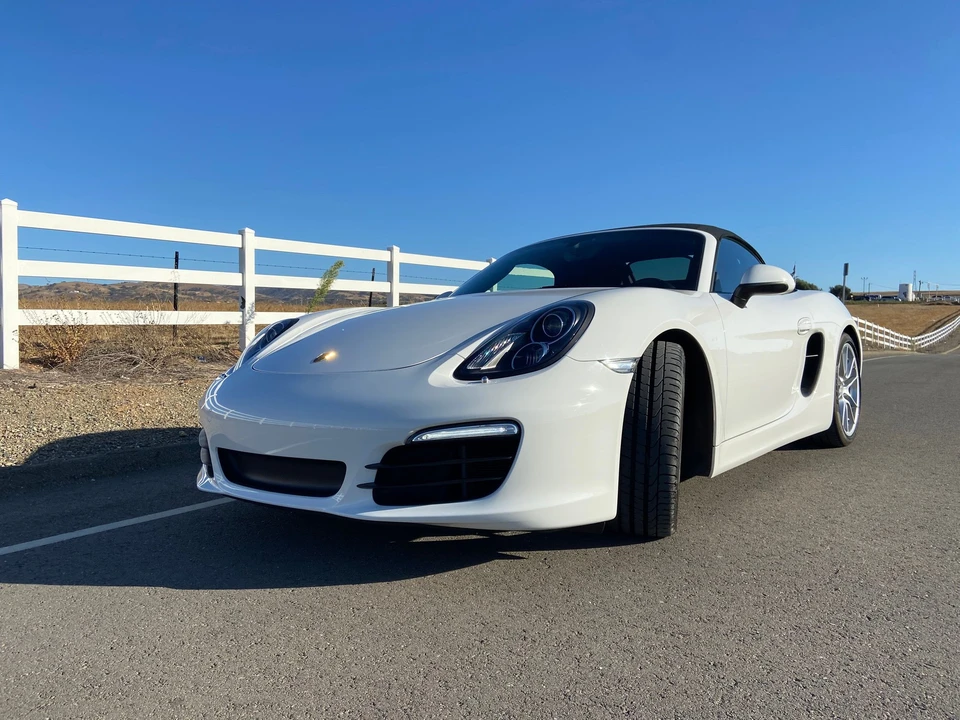 2013 Porsche 981 Boxster S - Image 2 of 31