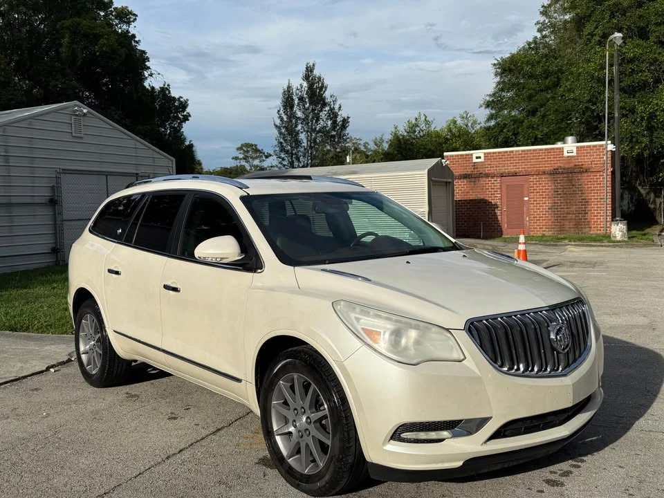 2013 Buick Enclave - Image 2 of 11