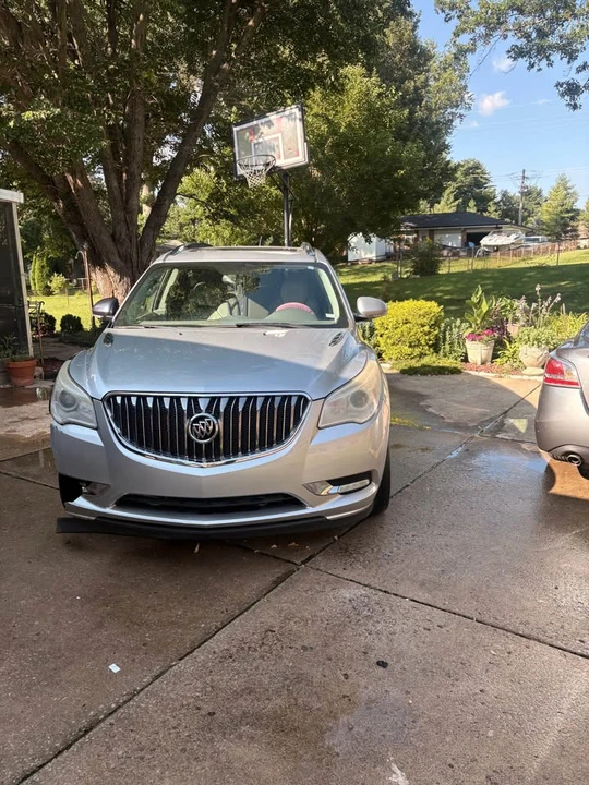 2013 Buick Enclave - Image 2 of 6