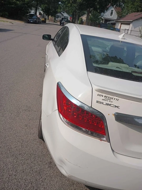 2013 Buick LaCrosse - Image 5 of 8