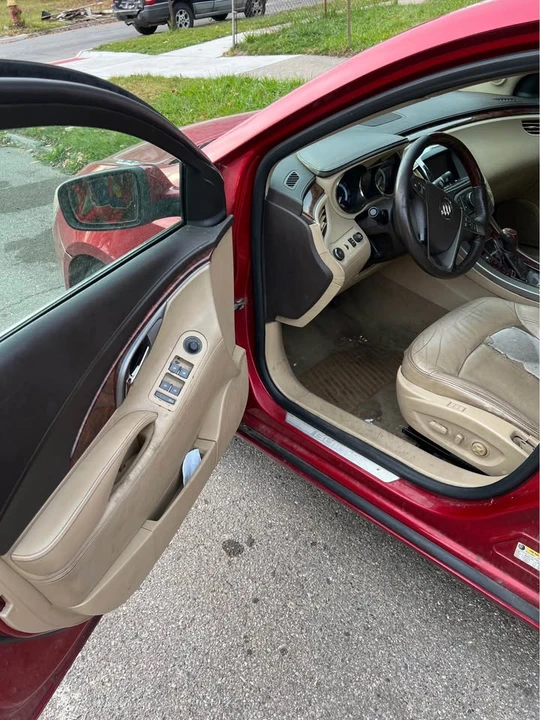 2013 Buick LaCrosse - Image 2 of 16