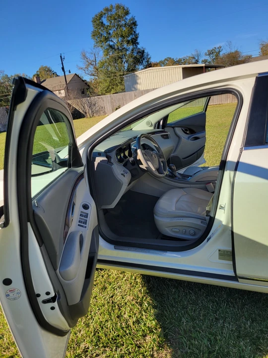 2013 Buick LaCrosse - Image 17 of 21