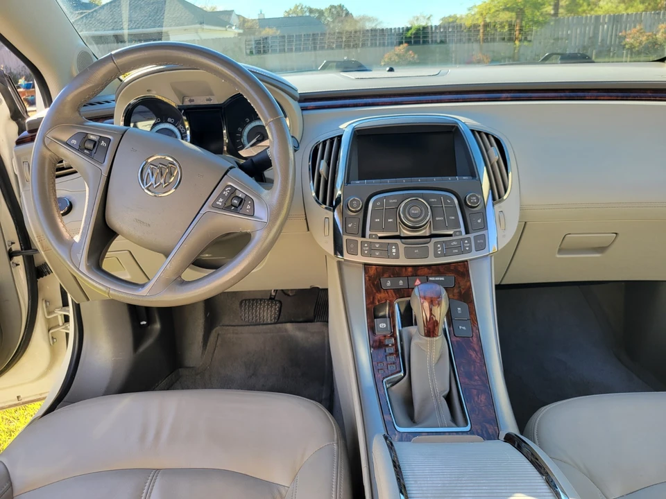 2013 Buick LaCrosse - Image 9 of 21