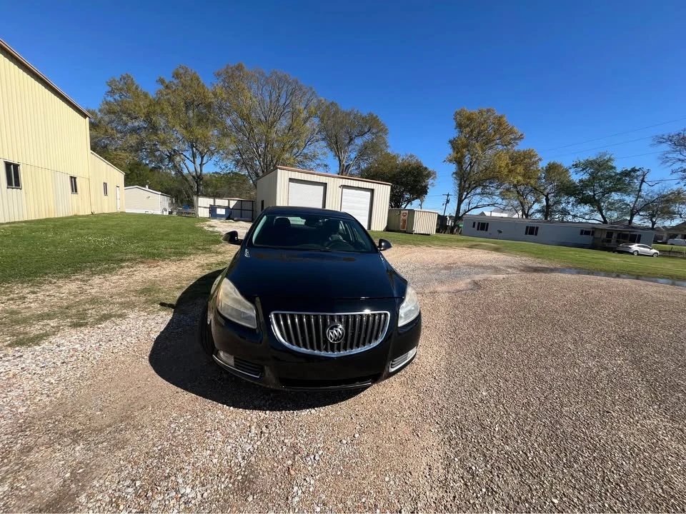2013 Buick Regal - Image 2 of 8