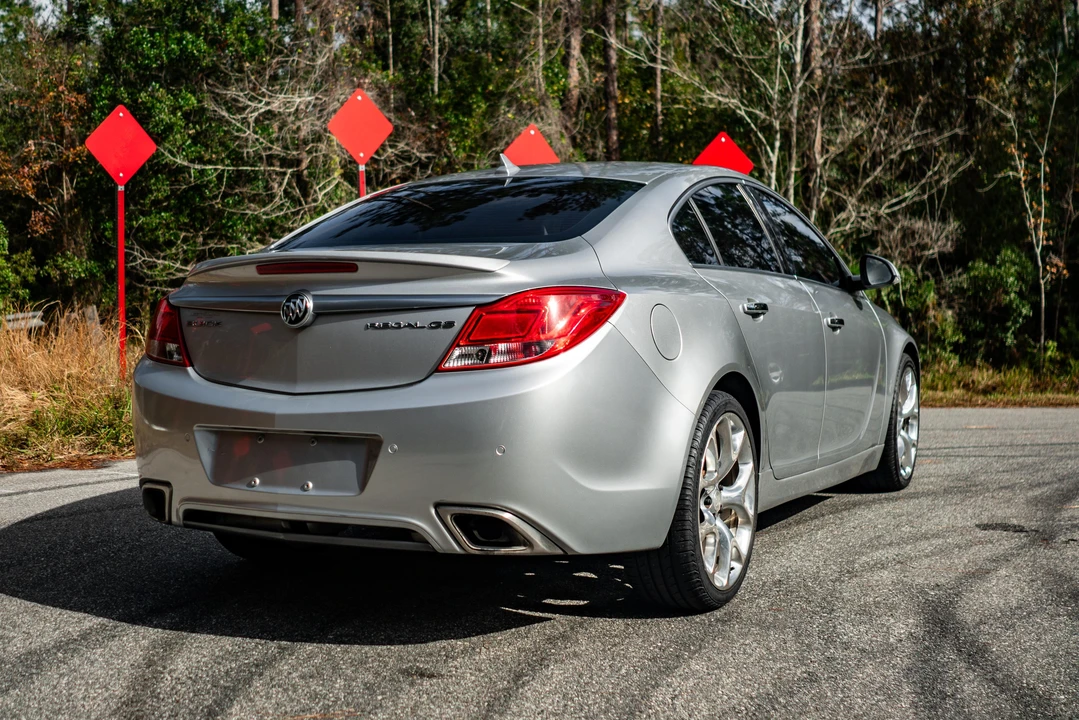 2013 Buick Regal - Image 22 of 31