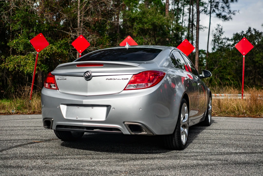 2013 Buick Regal - Image 21 of 31