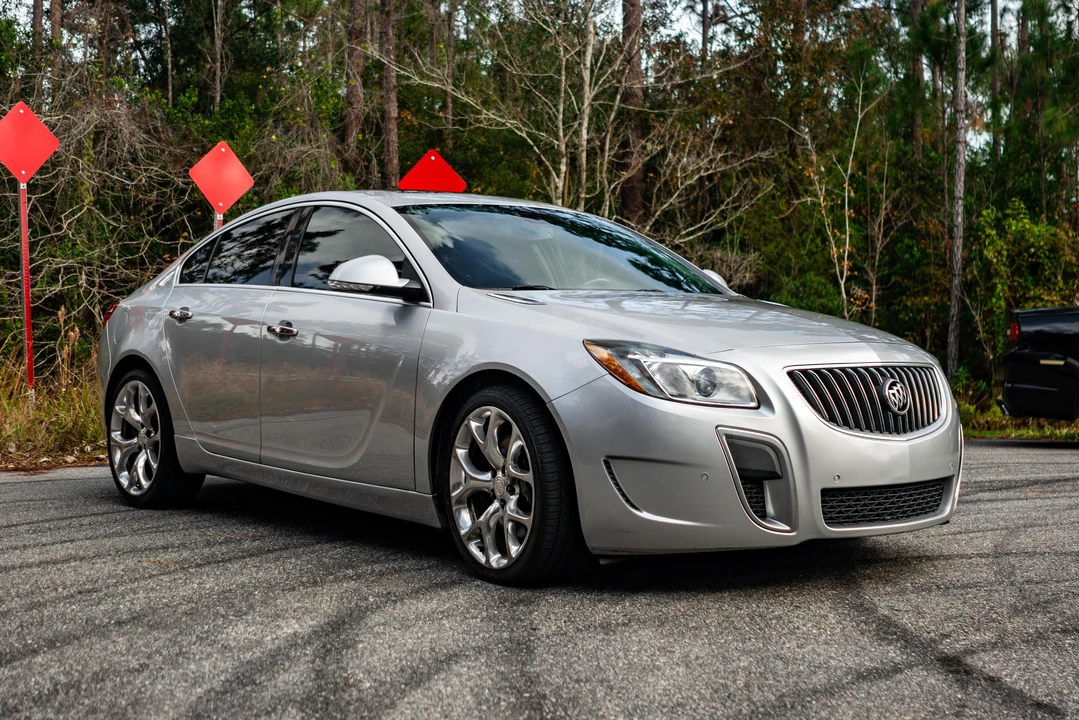 2013 Buick Regal - Image 29 of 31